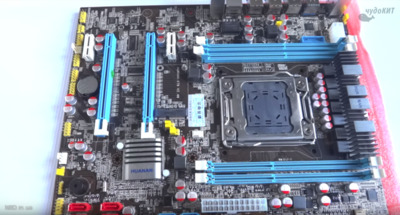 Материнская Плата Huanan x79 (2.46) сокет 2011 + ЦП Intel Xeon E5 2680